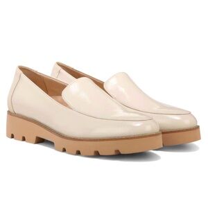 GUC Vionic Kensley Loafer in Cream 7.5 flats oxfords derby shoes versatile ivory